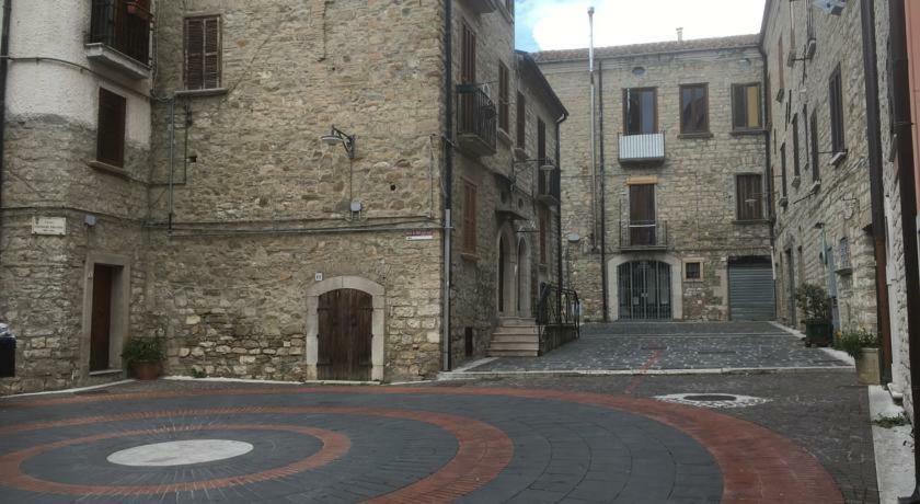 Borgo Antico Santa Lucia Panzió Potenza Kültér fotó